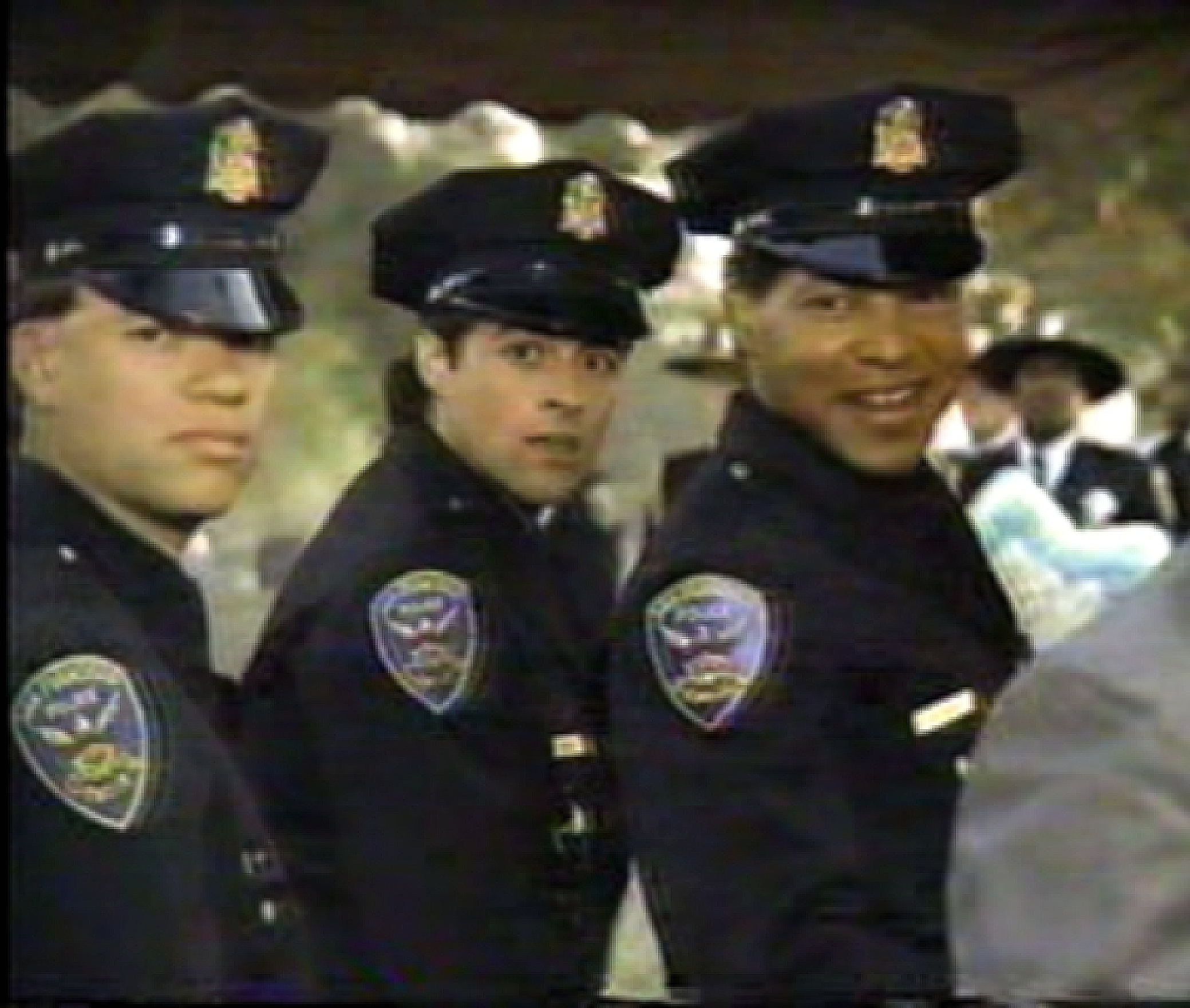 Conrad Hurtt, Joey Gian, Felton Perry in Hooperman