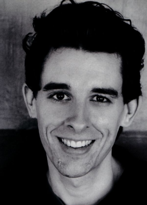 Martin Hynes stars as a young George Lucas
