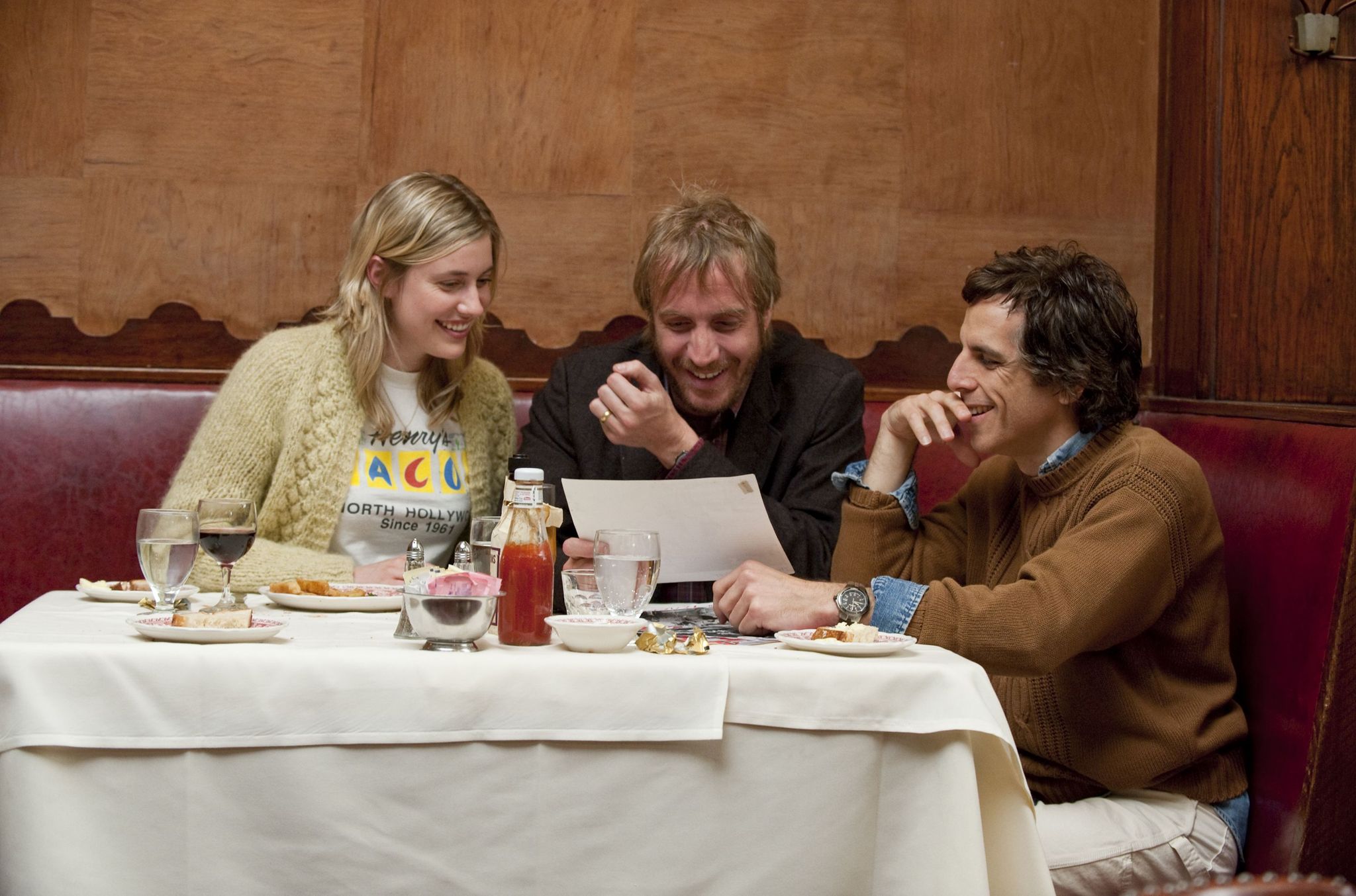 Still of Ben Stiller, Rhys Ifans and Greta Gerwig in Greenberg (2010)