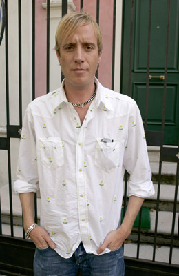 Rhys Ifans at event of Enduring Love (2004)