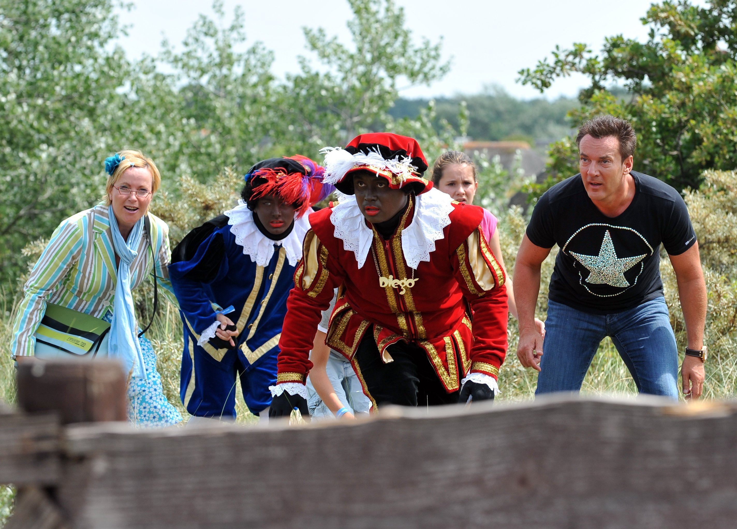 Inge Ipenburg, Gerard Joling, Thomas Terstal and Harold Verwoert in Sinterklaas en het Pakjes Mysterie (2010)