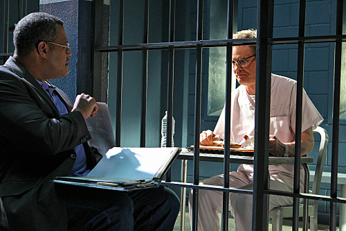 Still of Laurence Fishburne and Bill Irwin in CSI kriminalistai (2000)