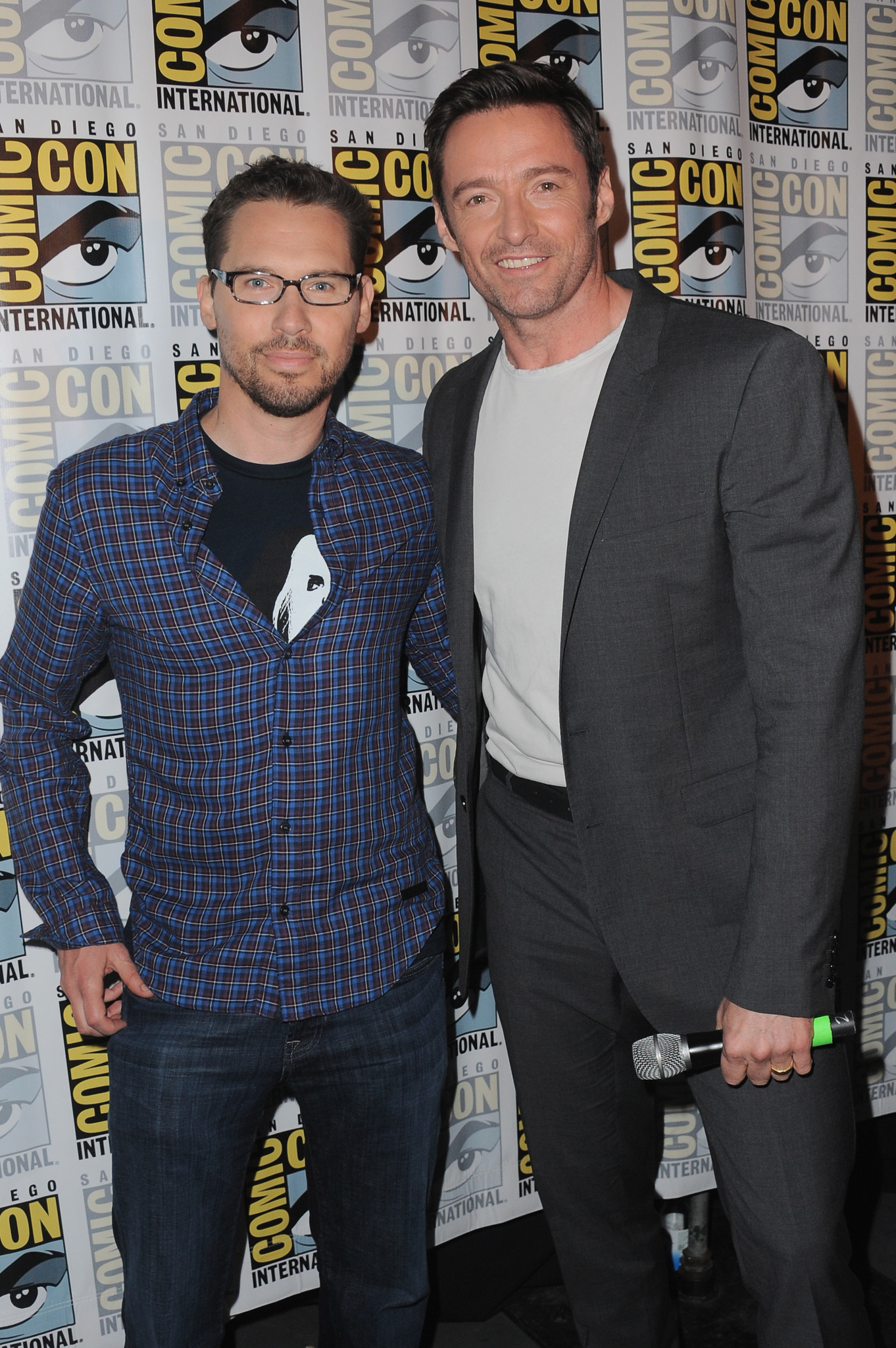 Bryan Singer and Hugh Jackman at event of X-Men: Apocalypse (2016)