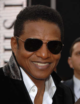 Jermaine Jackson at event of This Is It (2009)