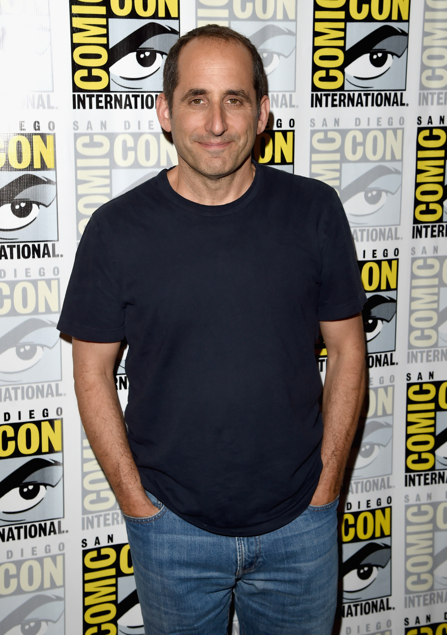 Peter Jacobson at event of Colony (2015)