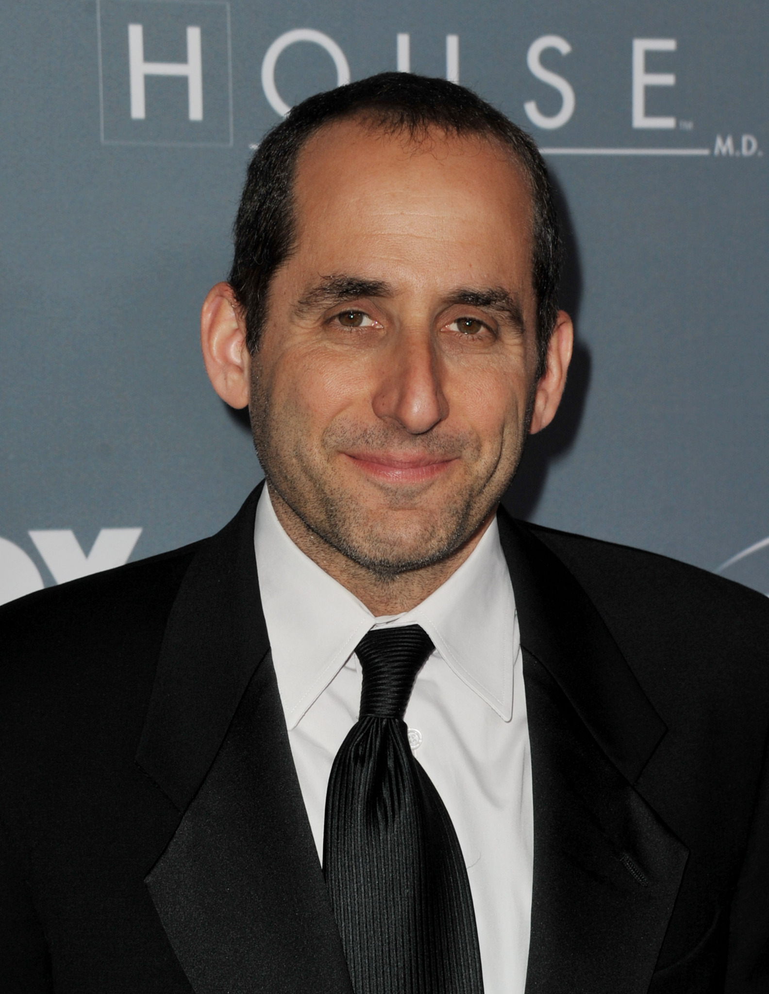 Peter Jacobson at event of Hausas (2004)