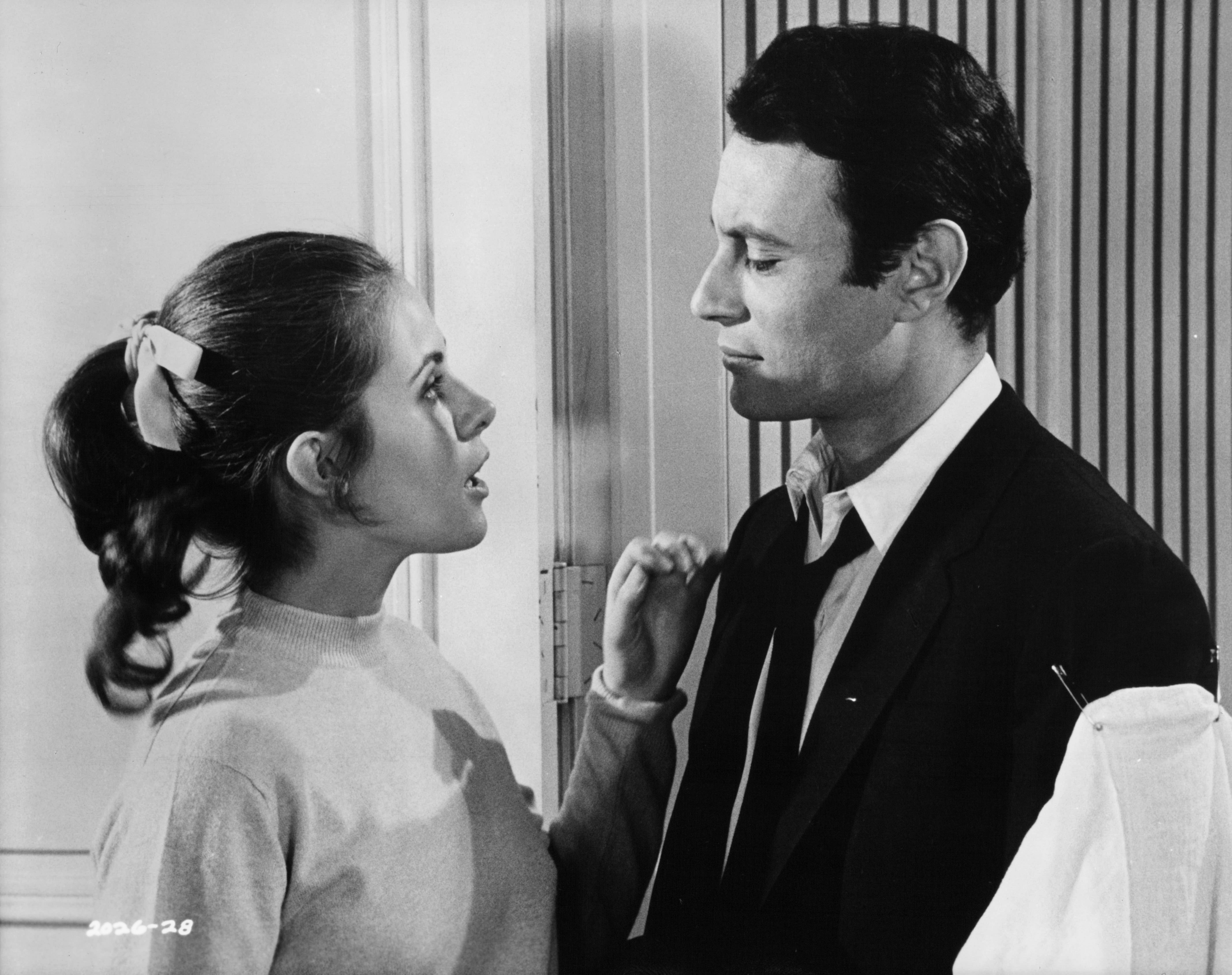 Still of Claude Jade and Michel Subor in Topaz (1969)