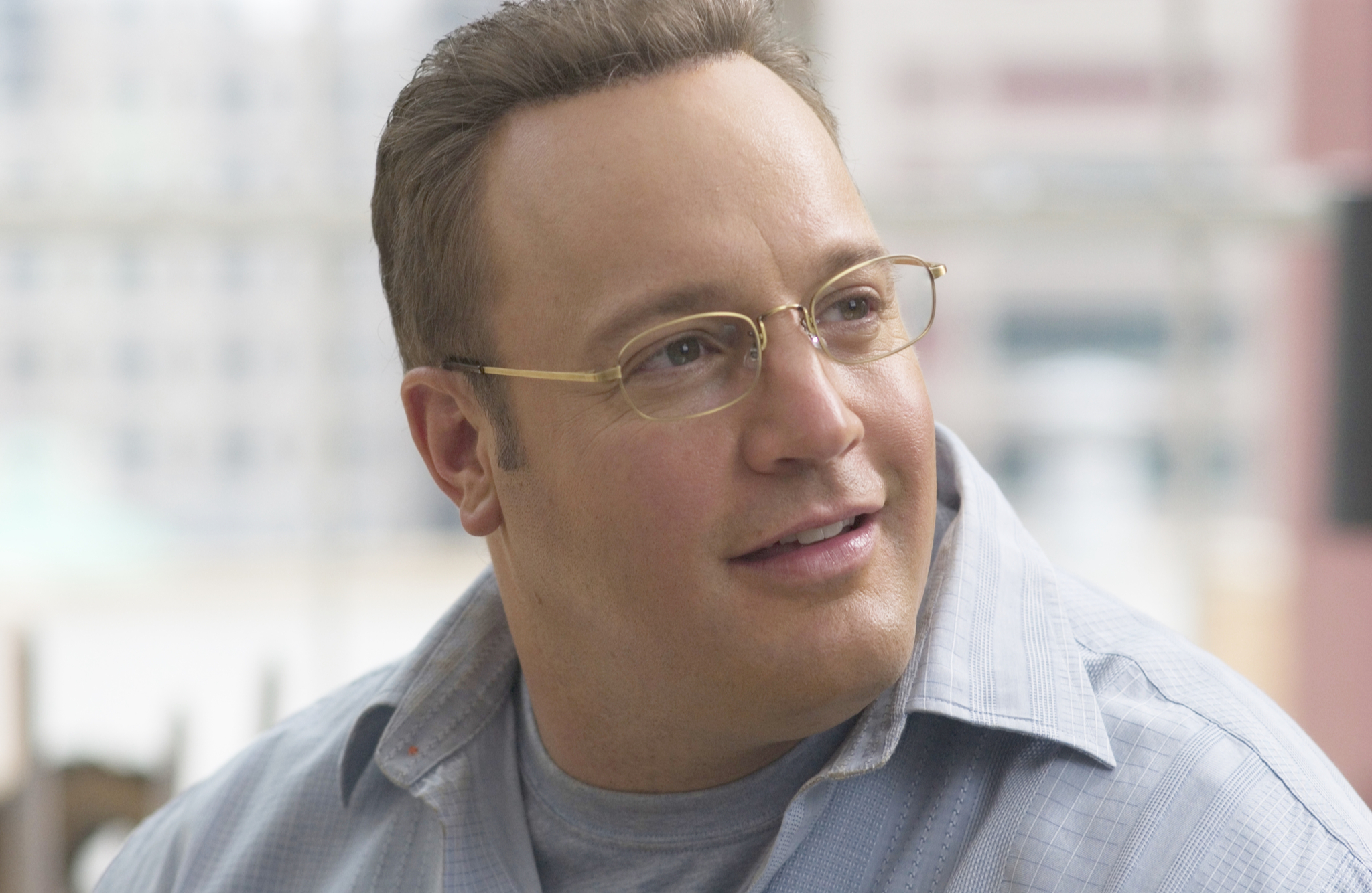 Still of Kevin James in Hitch (2005)