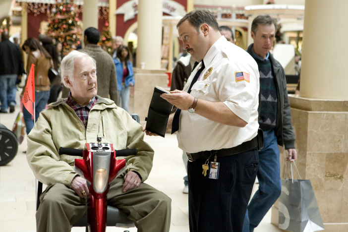 Still of Kevin James and Bernie McInerney in Paul Blart: Mall Cop (2009)