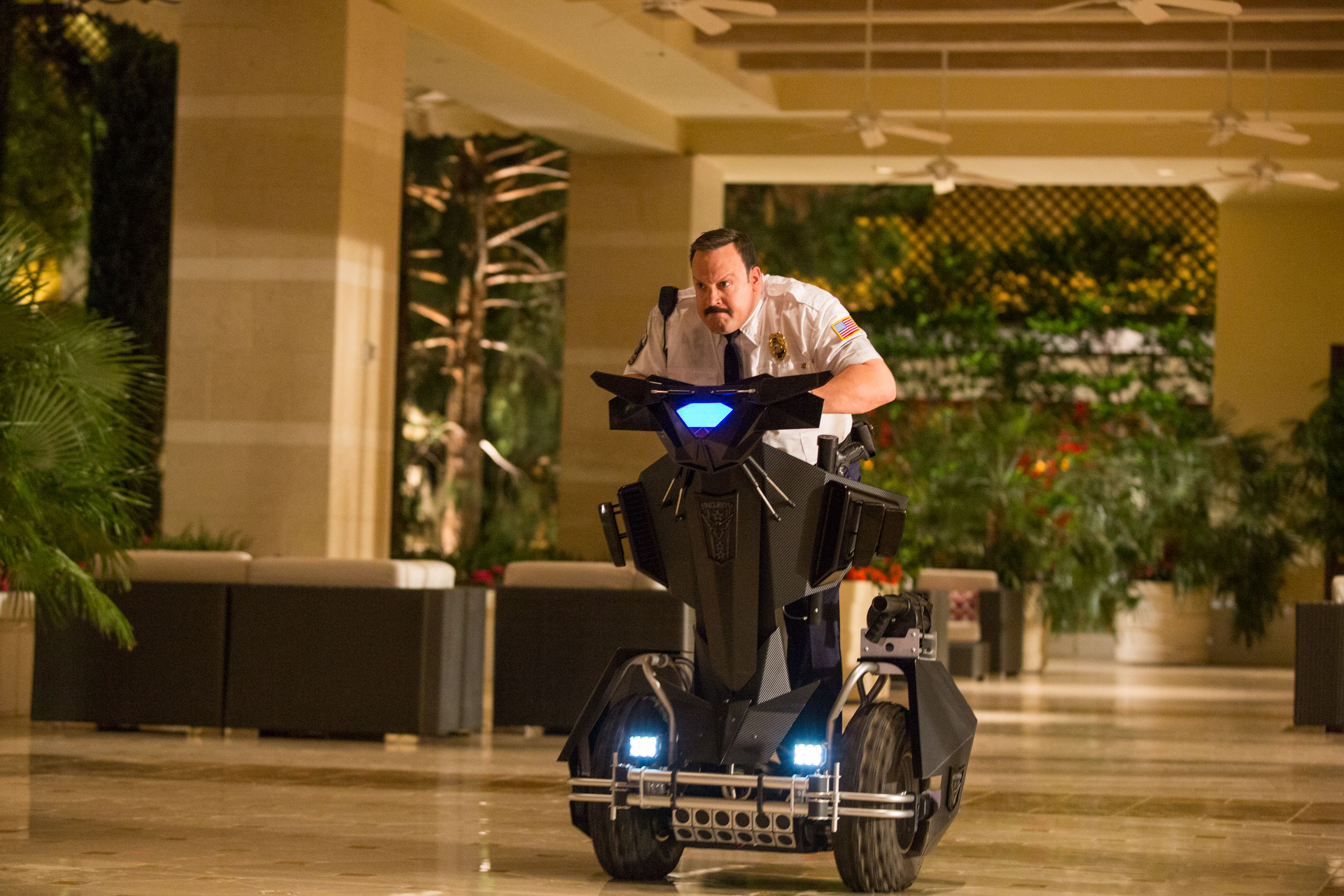 Still of Kevin James in Paul Blart: Mall Cop 2 (2015)