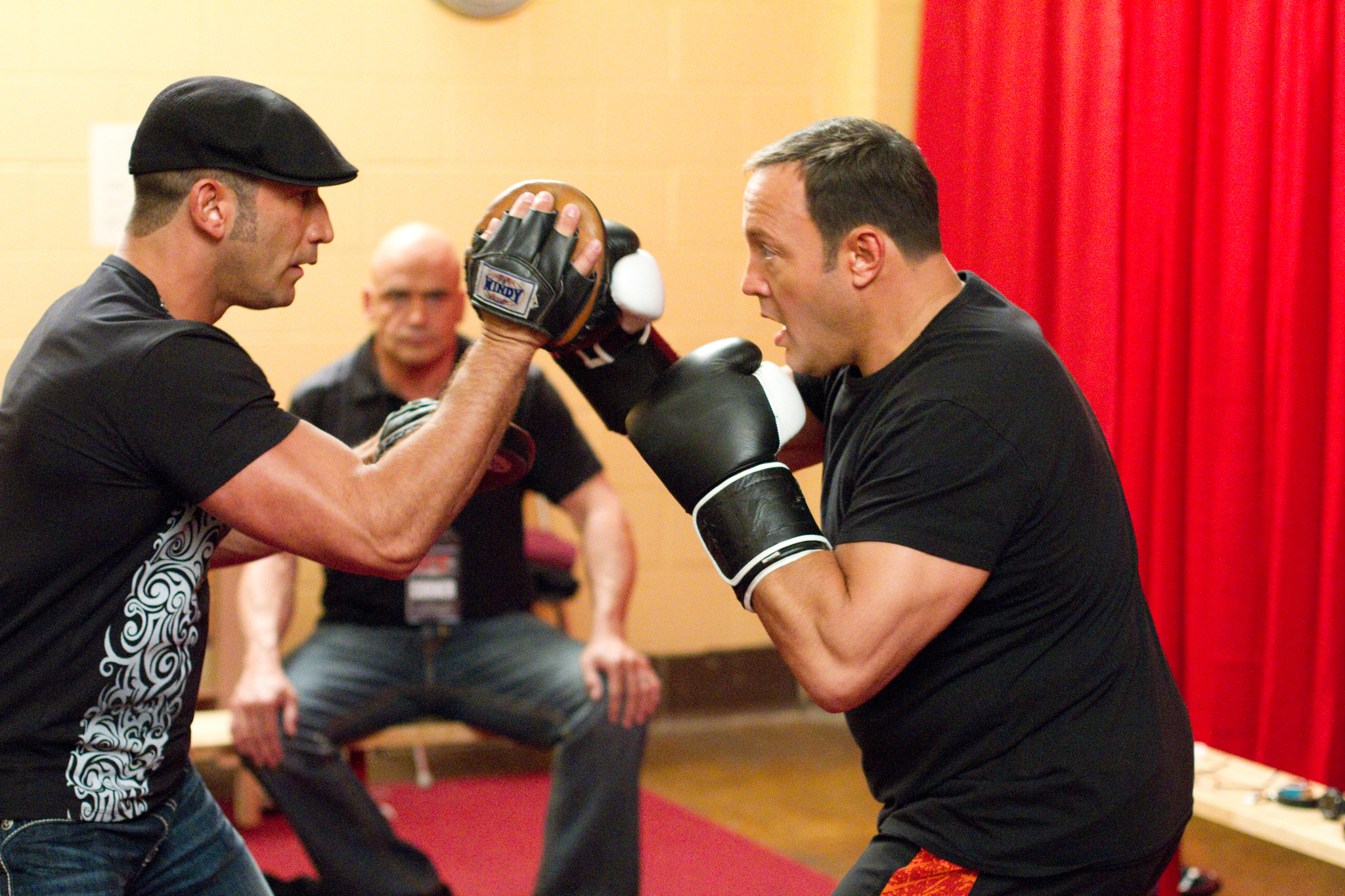 Still of Kevin James and Bas Rutten in Here Comes the Boom (2012)