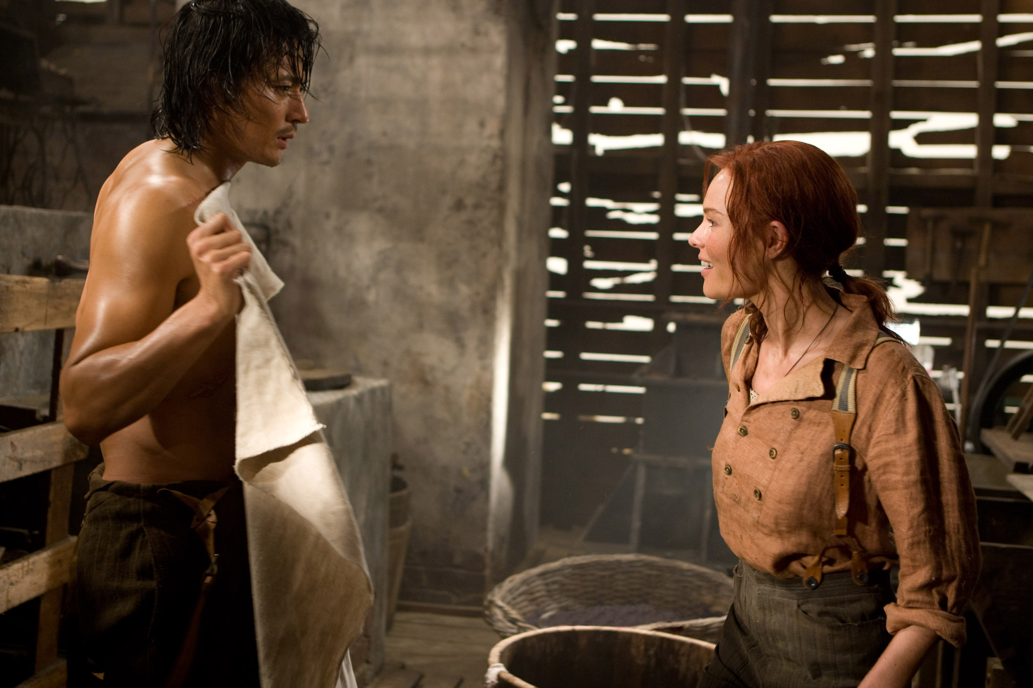 Still of Kate Bosworth and Dong-gun Jang in The Warrior's Way (2010)