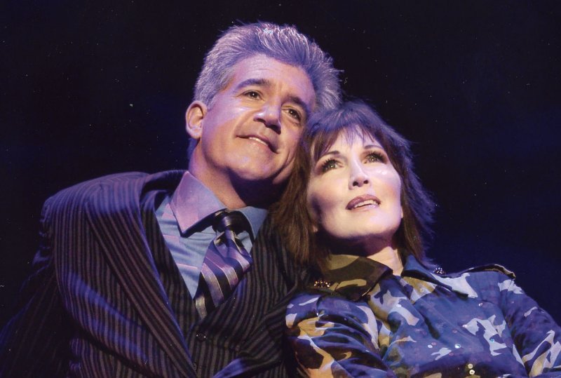 w/Joanna Gleason in DIRTY ROTTEN SCOUNDRELS Drama Dest Nomination