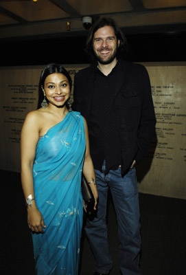 Ayesha Dharker and John Jeffcoat at event of Outsourced (2006)