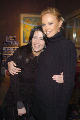 Charlize Theron and Patty Jenkins at event of Monster (2003)