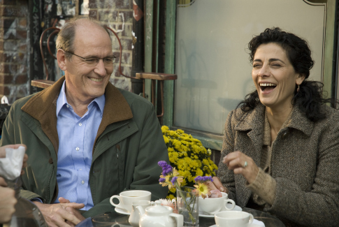 Still of Hiam Abbass and Richard Jenkins in The Visitor (2007)