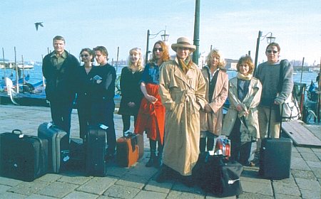 Still of Anders W. Berthelsen, Peter Gantzler, Sara Indrio Jensen, Ann Eleonora Jørgensen, Lars Kaalund, Elsebeth Steentoft and Anette Støvelbæk in Italiensk for begyndere (2000)