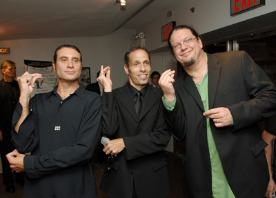 Penn Jillette, Paul Provenza and Peter Adam Golden at event of The Aristocrats (2005)