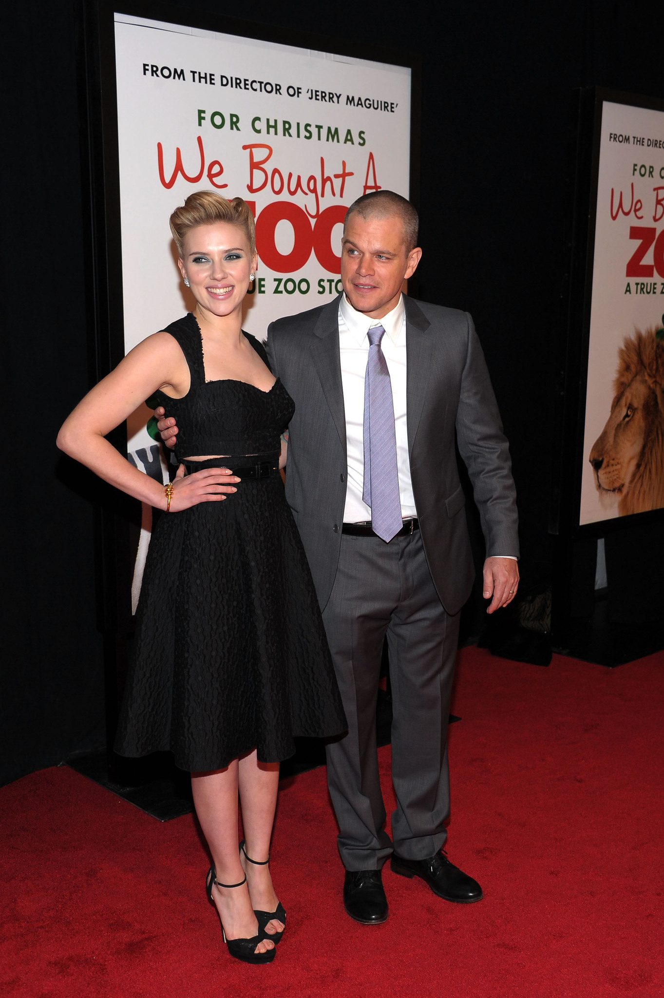 Matt Damon and Scarlett Johansson at event of Mes nusipirkom zoologijos soda (2011)