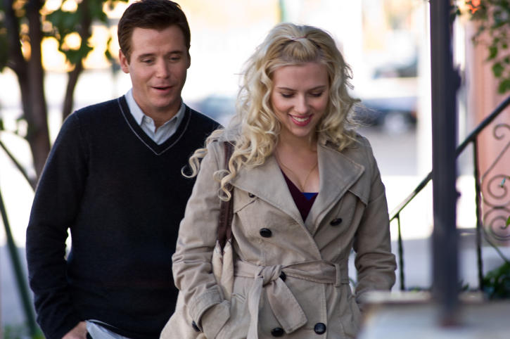 Still of Kevin Connolly and Scarlett Johansson in He's Just Not That Into You (2009)