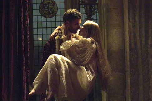 Still of Eric Bana and Scarlett Johansson in The Other Boleyn Girl (2008)