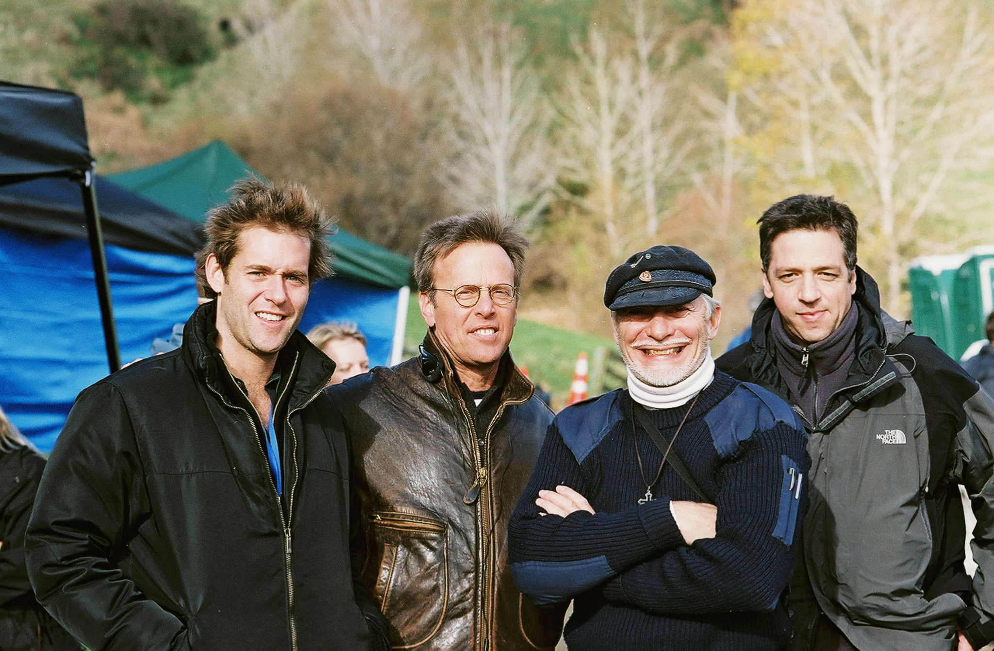 Still of Mark Johnson, Philip Steuer, Douglas Gresham and Perry Moore in Narnijos kronikos: liutas, burtininke ir drabuziu spinta (2005)