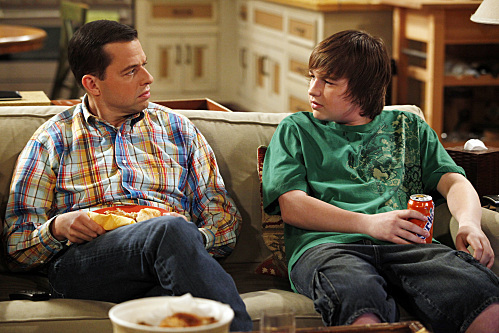 Still of Jon Cryer and Angus T. Jones in Two and a Half Men (2003)