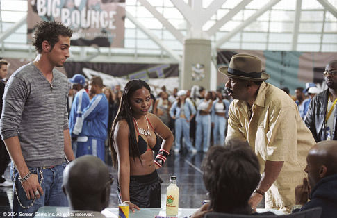 Still of Steve Harvey and Lil' Kim in You Got Served (2004)