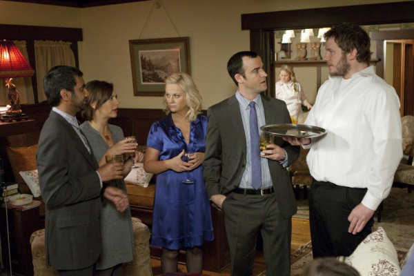 Still of Rashida Jones, Amy Poehler, Justin Theroux, Ann Perkins and Aziz Ansari in Parks and Recreation (2009)