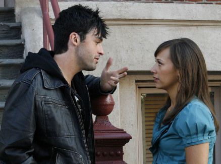 Still of Rashida Jones and Reid Scott in Unhitched (2008)