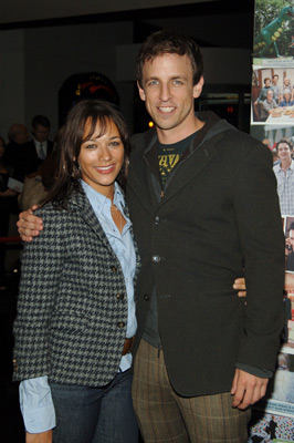 Rashida Jones and Seth Meyers at event of Elizabethtown (2005)