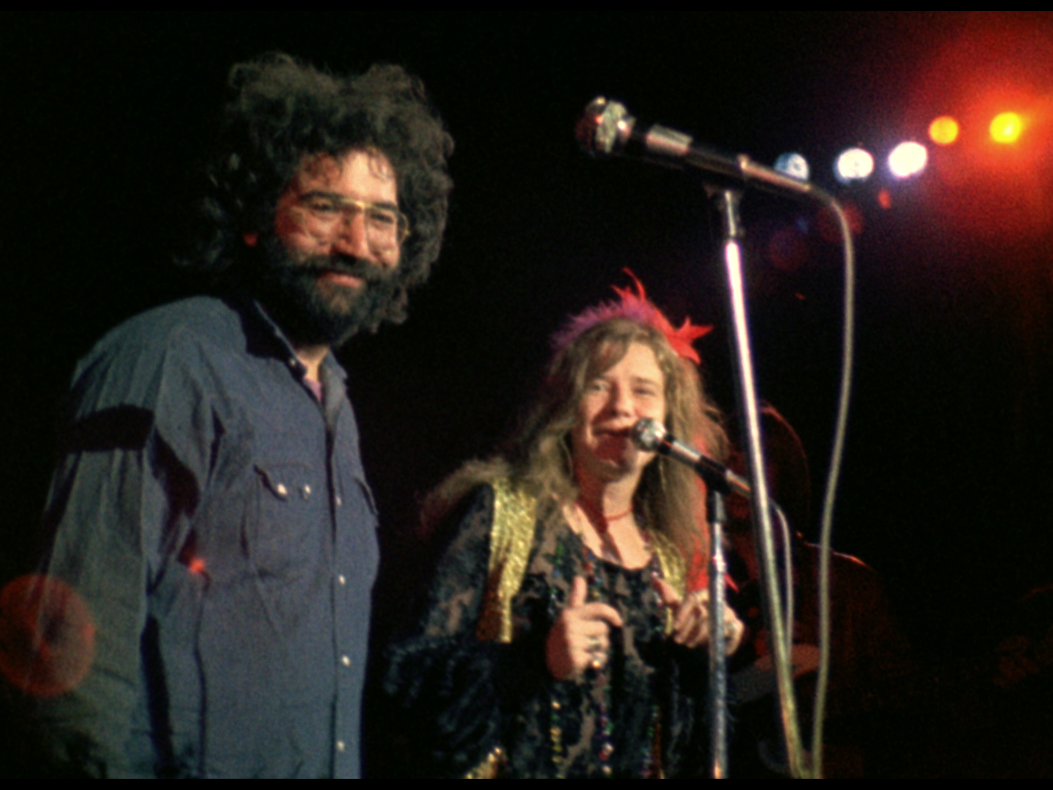 Still of Jerry Garcia and Janis Joplin in Festival Express (2003)