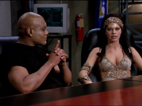 Still of Christopher Judge and Musetta Vander in Stargate SG-1 (1997)