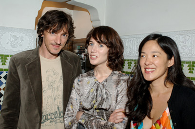 John Hawkes, Miranda July and Gina Kwon at event of Me and You and Everyone We Know (2005)