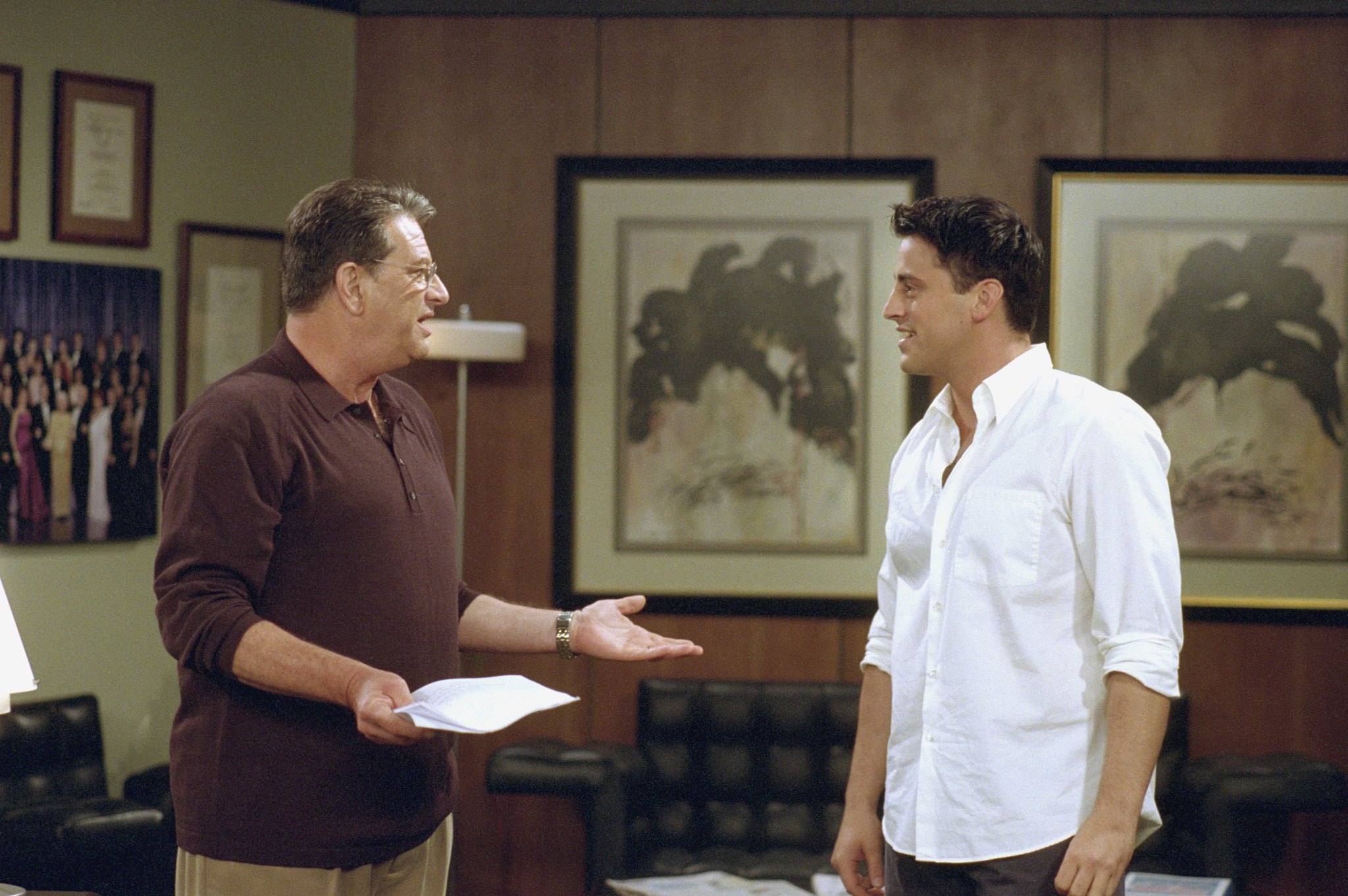 Still of Matt LeBlanc and Michael Kagan in Draugai (1994)