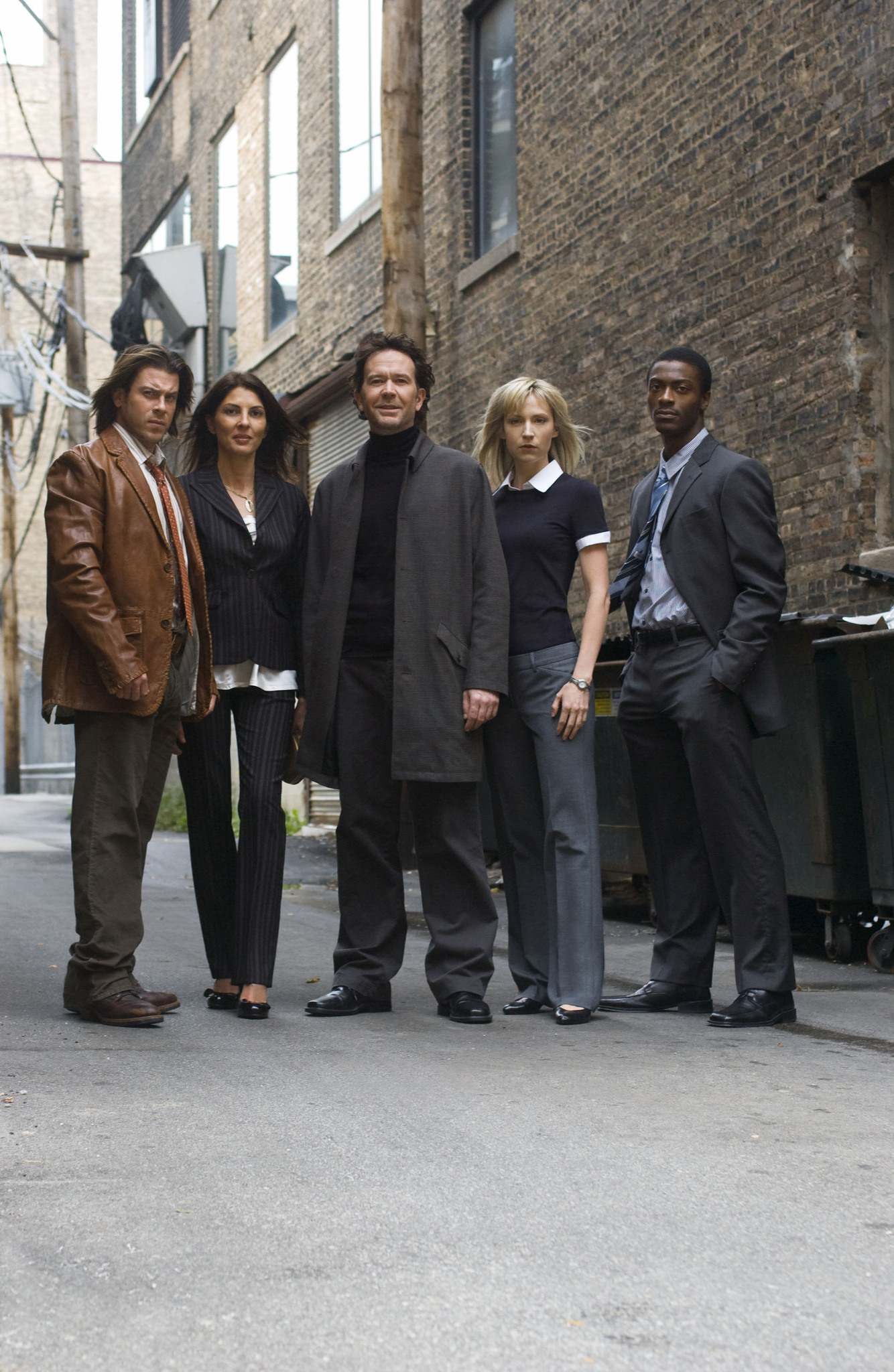 Still of Timothy Hutton, Gina Bellman, Aldis Hodge, Christian Kane and Beth Riesgraf in Svieto lygintojai (2008)