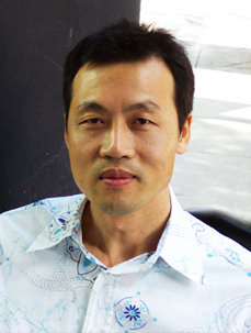 Director Young Man Kang