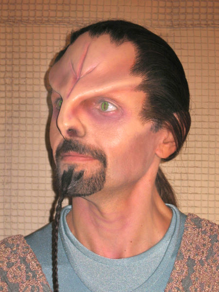 Momchil Karamitev (a.k.a. Max Freeman) in makeup for guest role on 