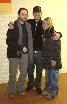 Vincent Kartheiser, Taryn Manning and Mark Milgard at event of Dandelion (2004)