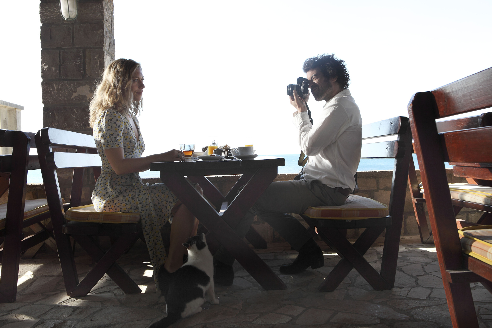 Still of Romain Duris and Branka Katic in L'homme qui voulait vivre sa vie (2010)