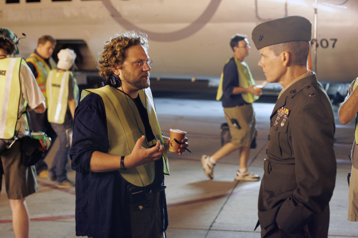 Still of Kevin Bacon and Ross Katz in Taking Chance (2009)
