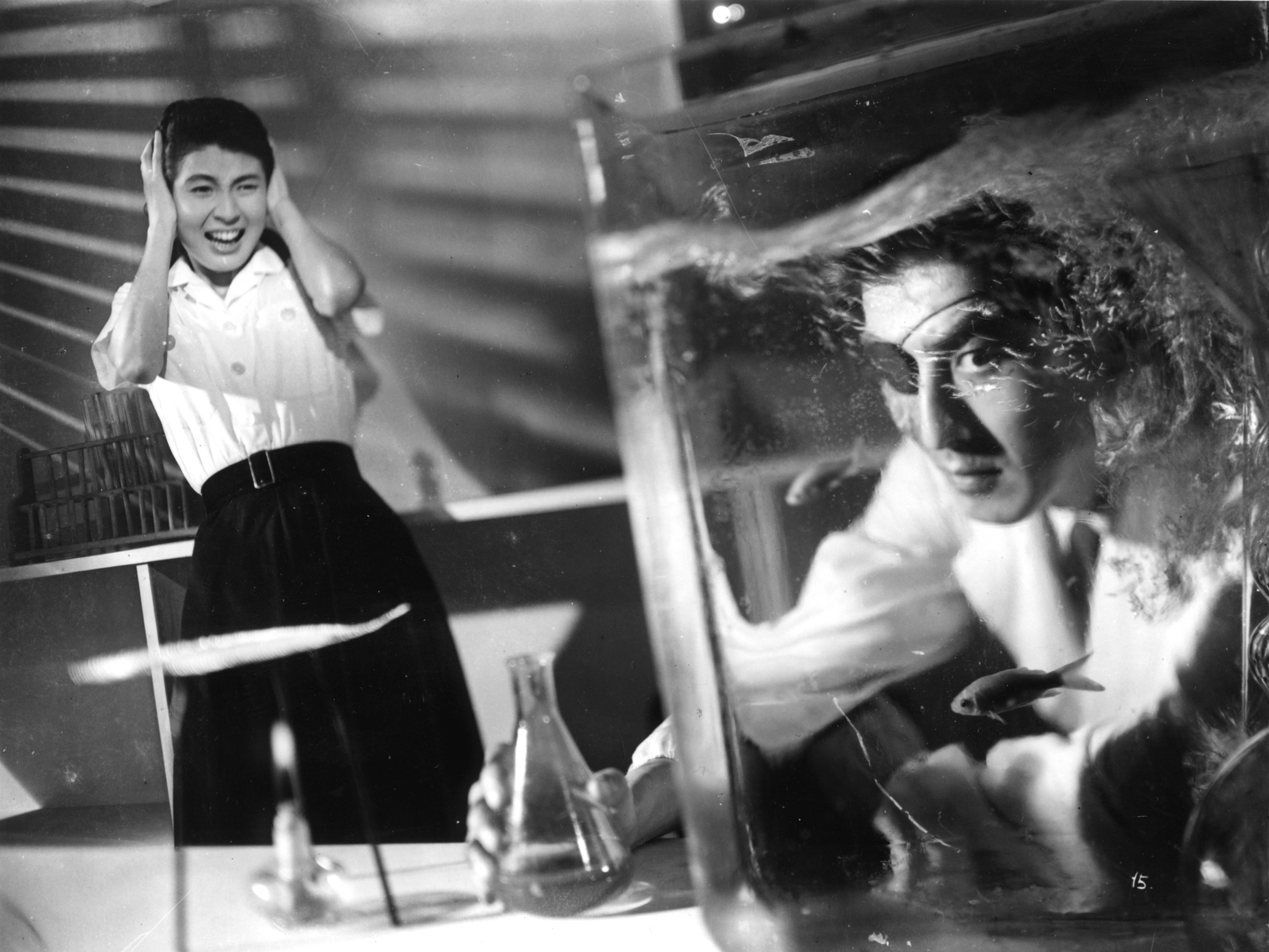 Still of Akihiko Hirata and Momoko Kôchi in Gojira (1954)