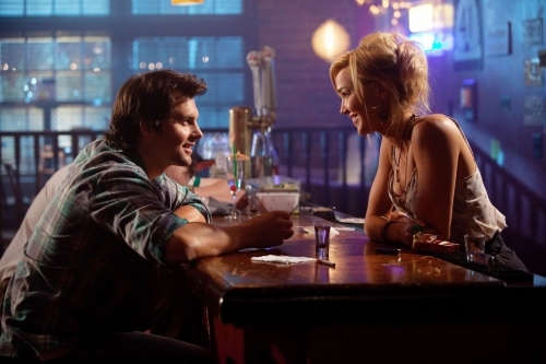 Still of Arielle Kebbel and Kristoffer Polaha in Life Unexpected (2010)