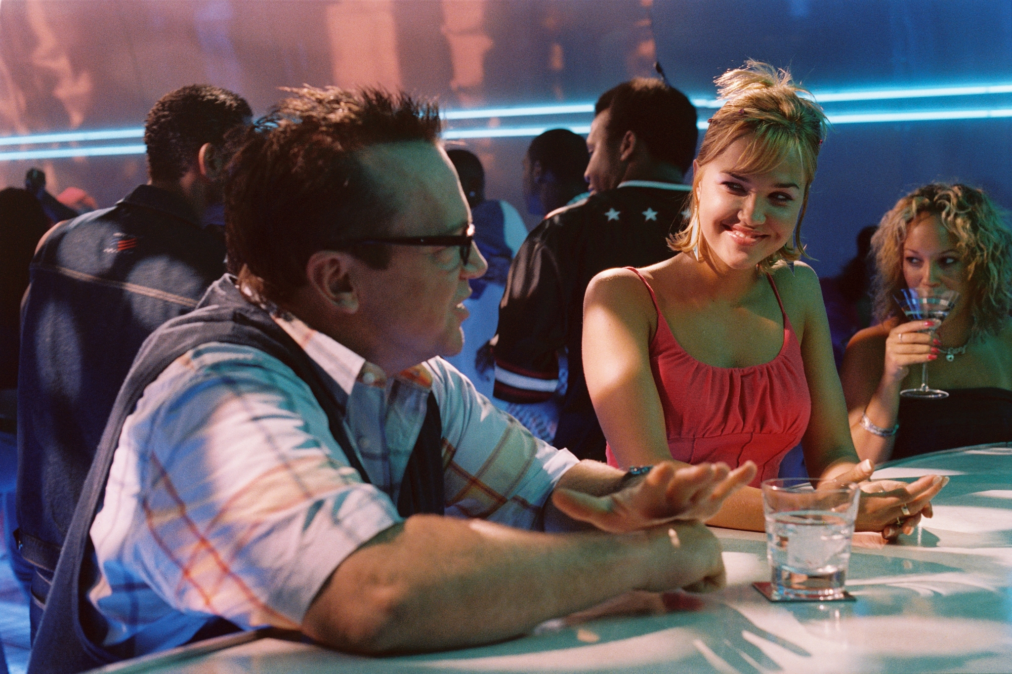 Still of Tom Arnold and Arielle Kebbel in Soul Plane (2004)