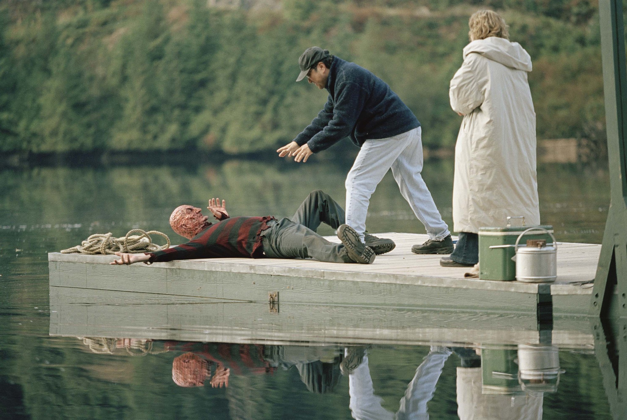 Still of Robert Englund, Monica Keena and Ronny Yu in Freddy vs. Jason (2003)