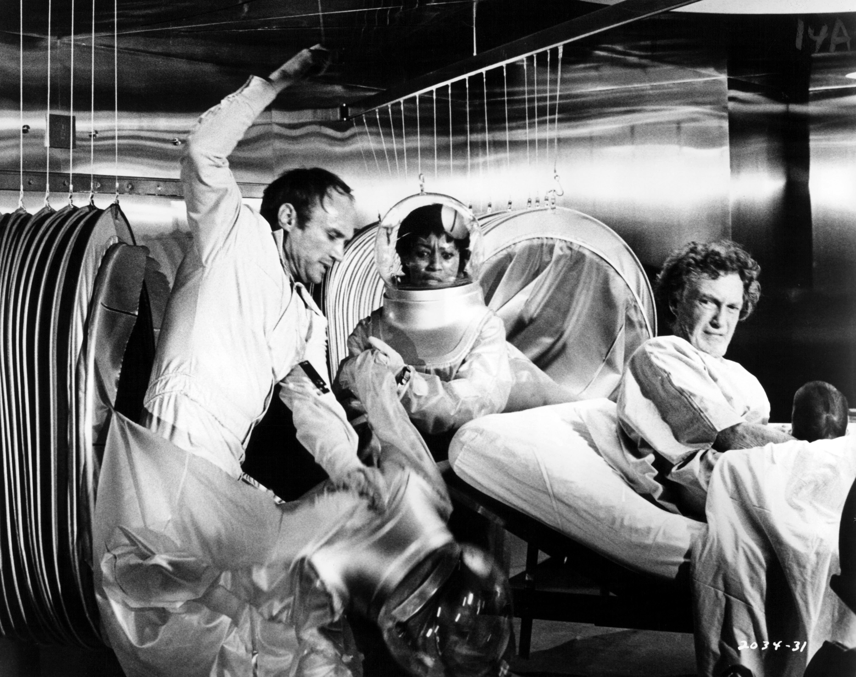 Still of Paula Kelly, George Mitchell, James Olson and Robert Soto in The Andromeda Strain (1971)