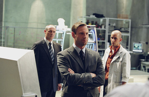 Still of Aaron Eckhart, Colm Feore and Christopher Kennedy in Paycheck (2003)