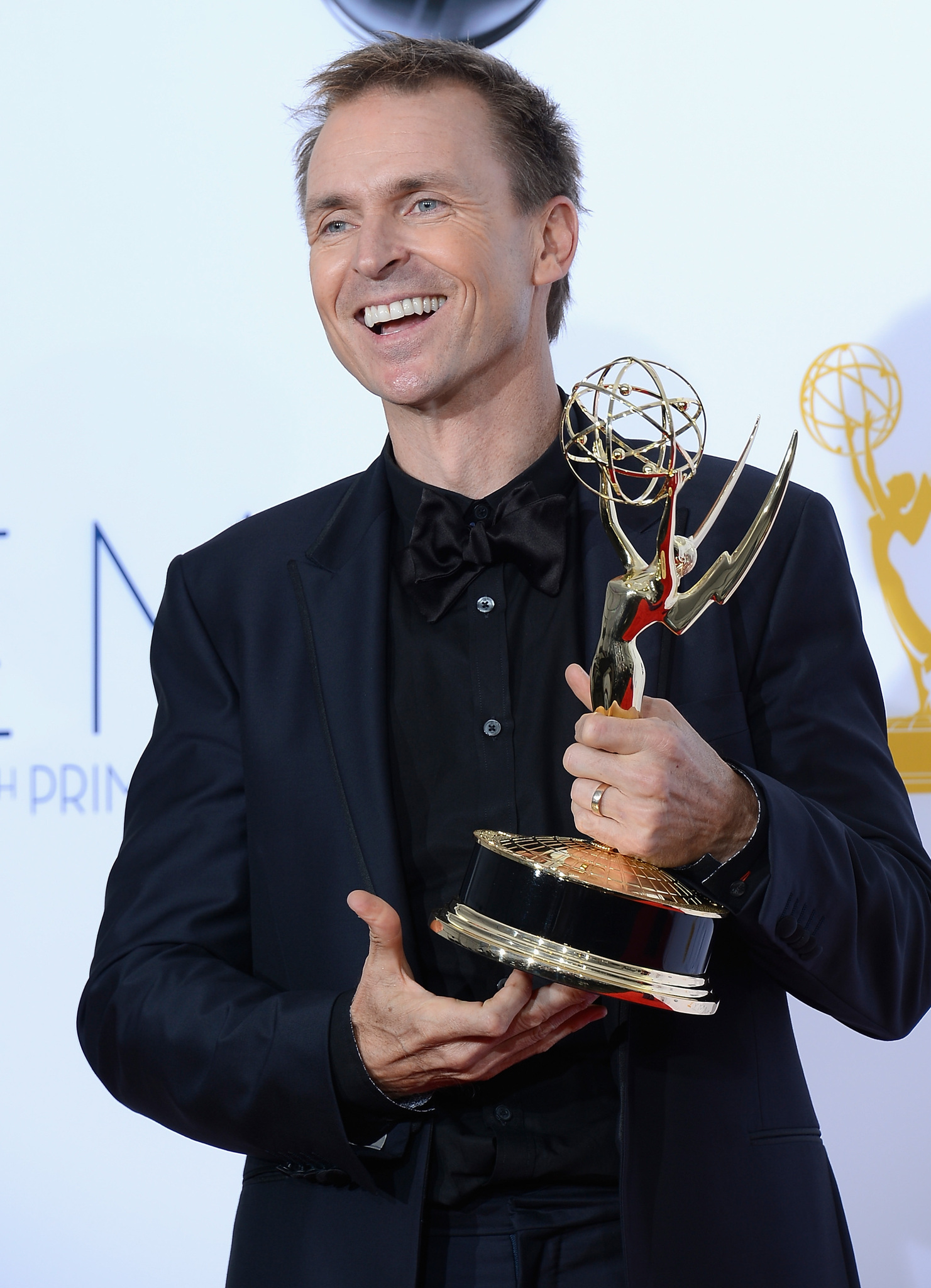 Phil Keoghan at event of The Amazing Race (2001)