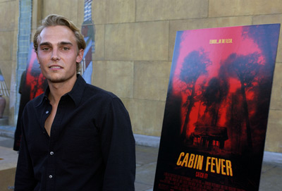 Joey Kern at event of Cabin Fever (2002)