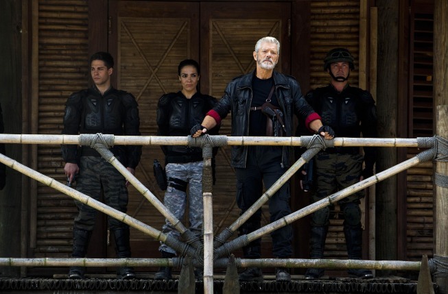 Still of Stephen Lang, Simone Kessell and Dean Geyer in Terra Nova (2011)